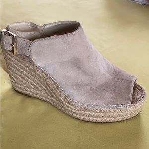 Kenneth Cole wedges spadrilles